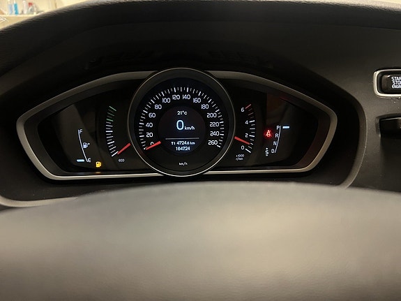 Volvo V40 7 of 15