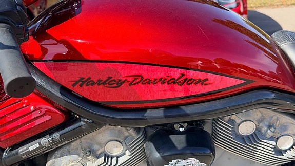 Harley-Davidson VRSCR V-Rod 1.1 4 of 9