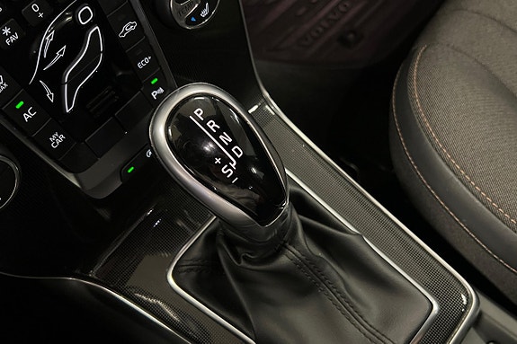 Volvo V40 Cross Country 16 of 17