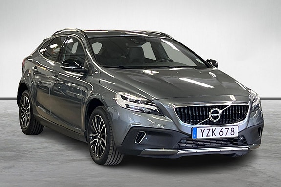 Volvo V40 Cross Country 15 of 17