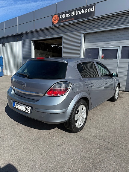 Opel Astra 6 of 15