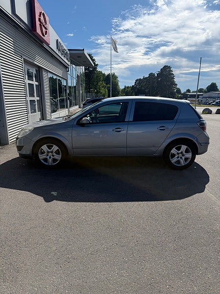 Opel Astra 5 of 15