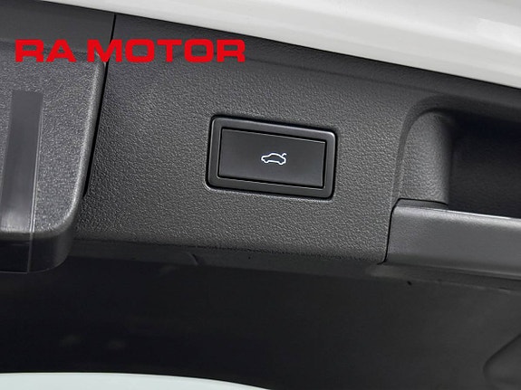 Volkswagen Passat 22 of 25
