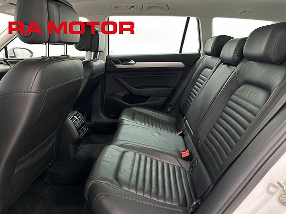 Volkswagen Passat 13 of 25