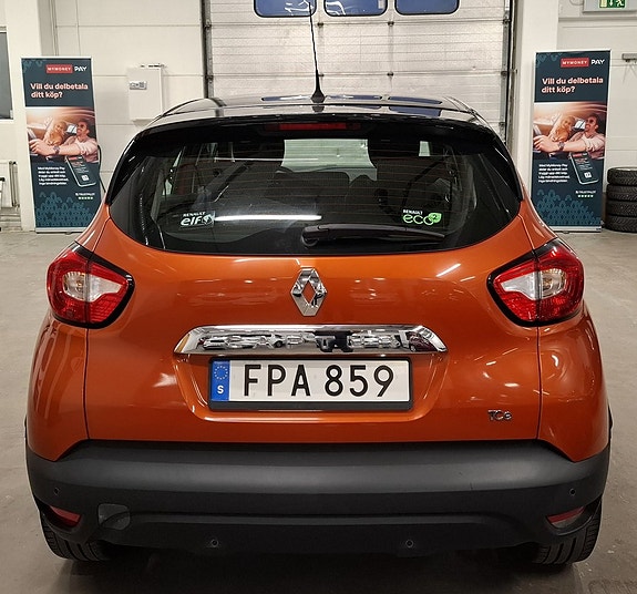 Renault Captur 10 of 25