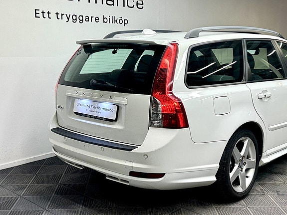 Volvo V50 5 of 15