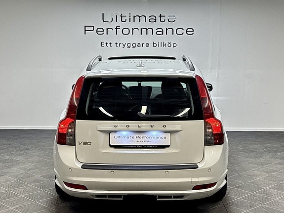 Volvo V50 7 of 15