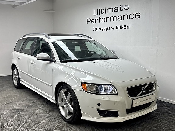Volvo V50 3 of 15