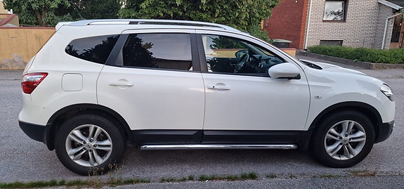 Nissan Qashqai+2 2 of 8