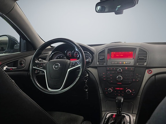 Opel Insignia 9 of 14