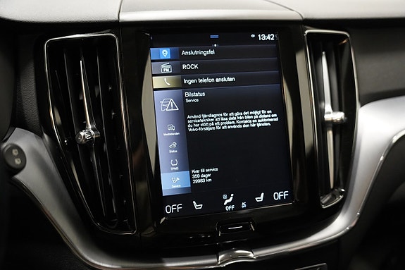 Volvo XC60 16 of 19