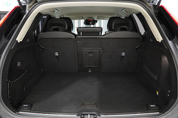 Volvo XC60 19 of 19