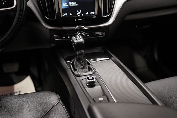 Volvo XC60 12 of 19