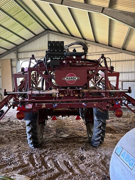 Hardi 2800 2 of 4