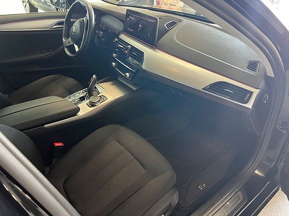 BMW 520d 10 of 19