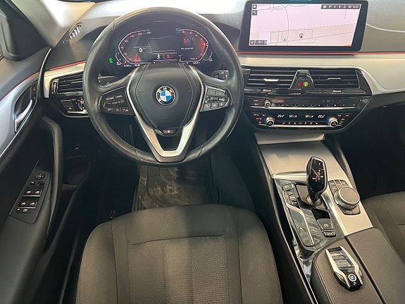BMW 520d 12 of 19