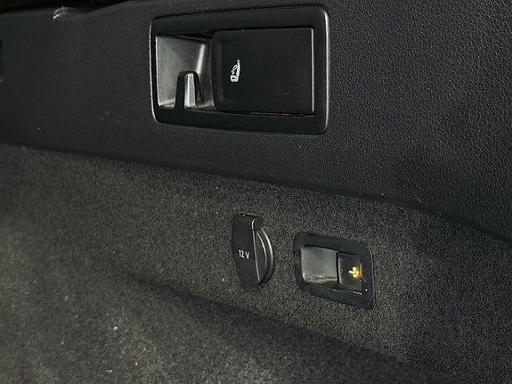 Volkswagen Passat 14 of 30