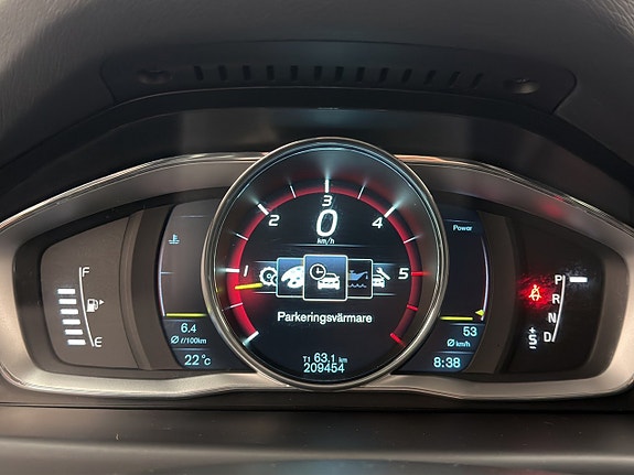 Volvo V70 14 of 28