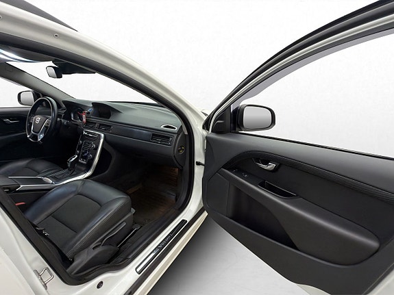 Volvo V70 22 of 28