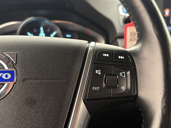 Volvo V70 15 of 28