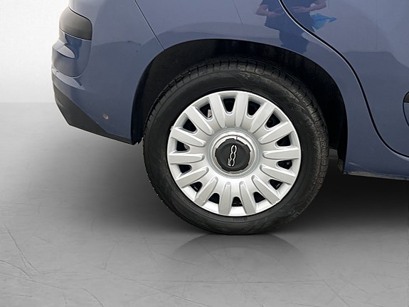 Fiat 500L 23 of 26