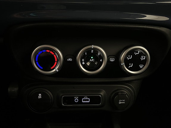 Fiat 500L 17 of 26