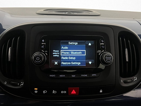 Fiat 500L 16 of 26