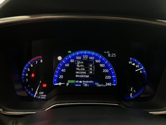 Toyota Corolla 13 of 30