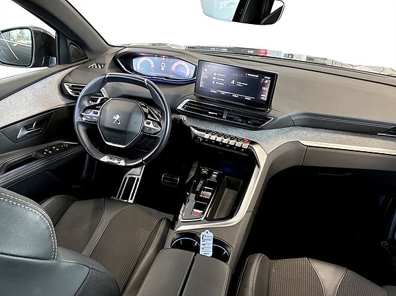 Peugeot 5008 11 of 15