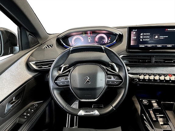 Peugeot 5008 8 of 15