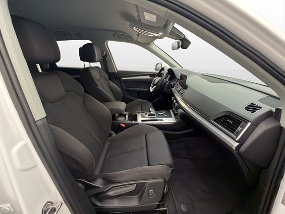 Audi Q5 22 of 30