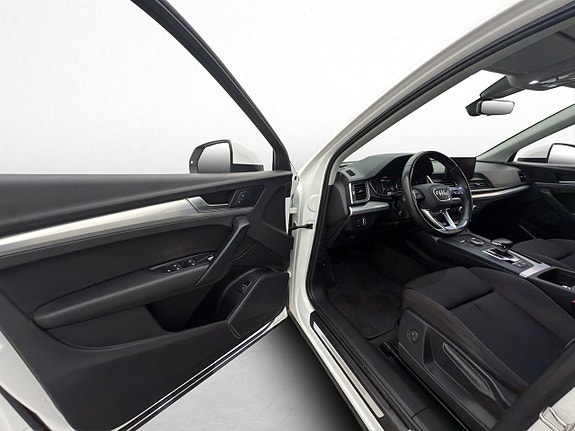 Audi Q5 10 of 30
