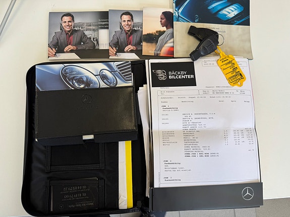 Mercedes-Benz E350 15 of 15