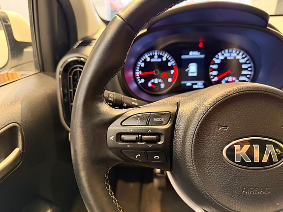 Kia Picanto 11 of 27