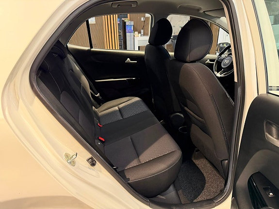 Kia Picanto 19 of 27