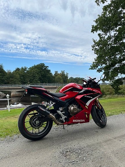 Honda CBR500R 2 of 9