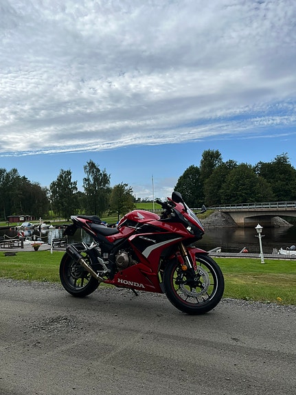 Honda CBR500R 8 of 9