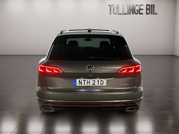 Volkswagen Touareg 4 of 25