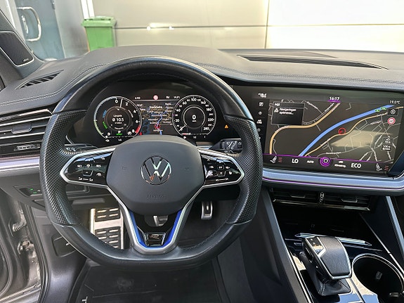 Volkswagen Touareg 15 of 25