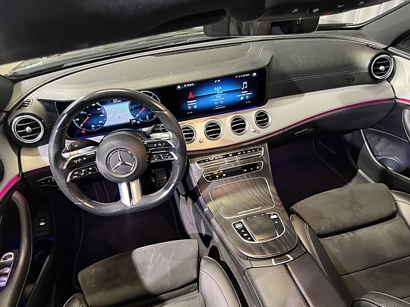 Mercedes-Benz E220 19 of 26