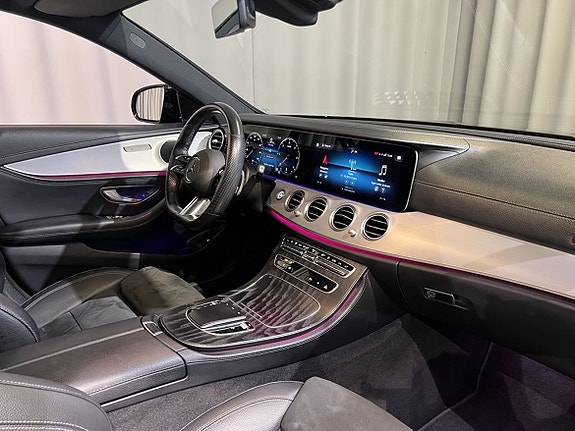 Mercedes-Benz E220 20 of 26