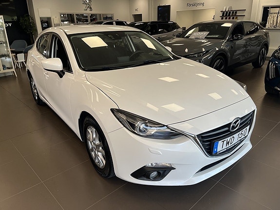 Mazda 3 4 of 12