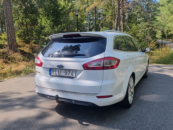 Ford Mondeo 8 of 30