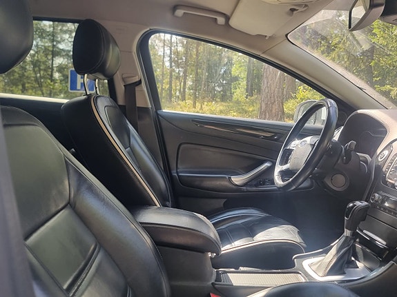 Ford Mondeo 17 of 30