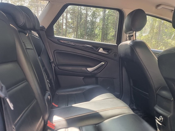 Ford Mondeo 12 of 30