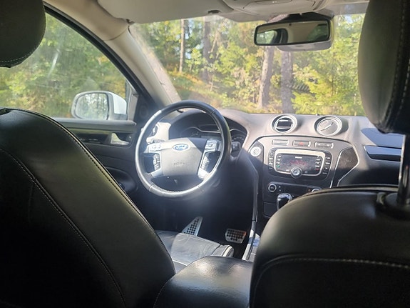 Ford Mondeo 11 of 30