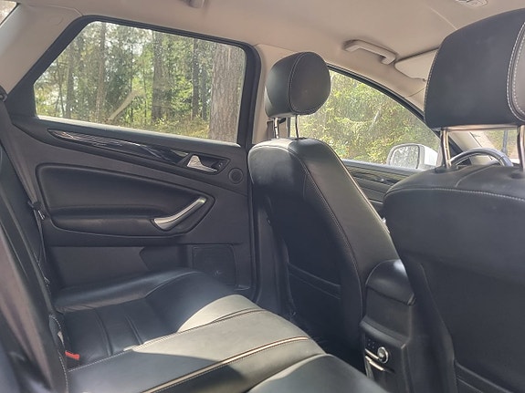 Ford Mondeo 9 of 30