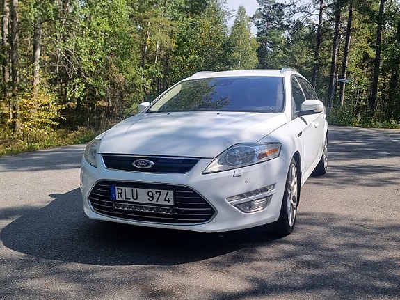 Ford Mondeo 2 of 30
