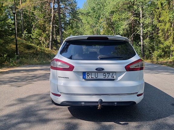 Ford Mondeo 10 of 30