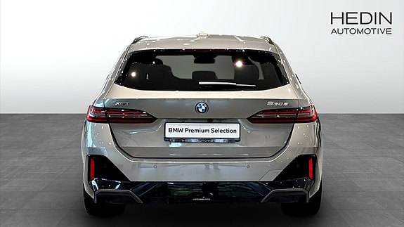 BMW 530e 7 of 9